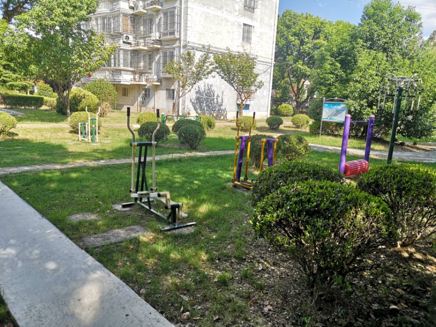 康發(fā)小區(qū)健身點