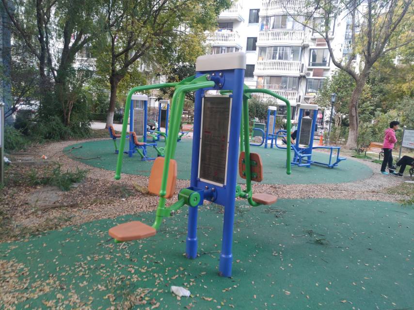 雙立柱推力訓(xùn)練器