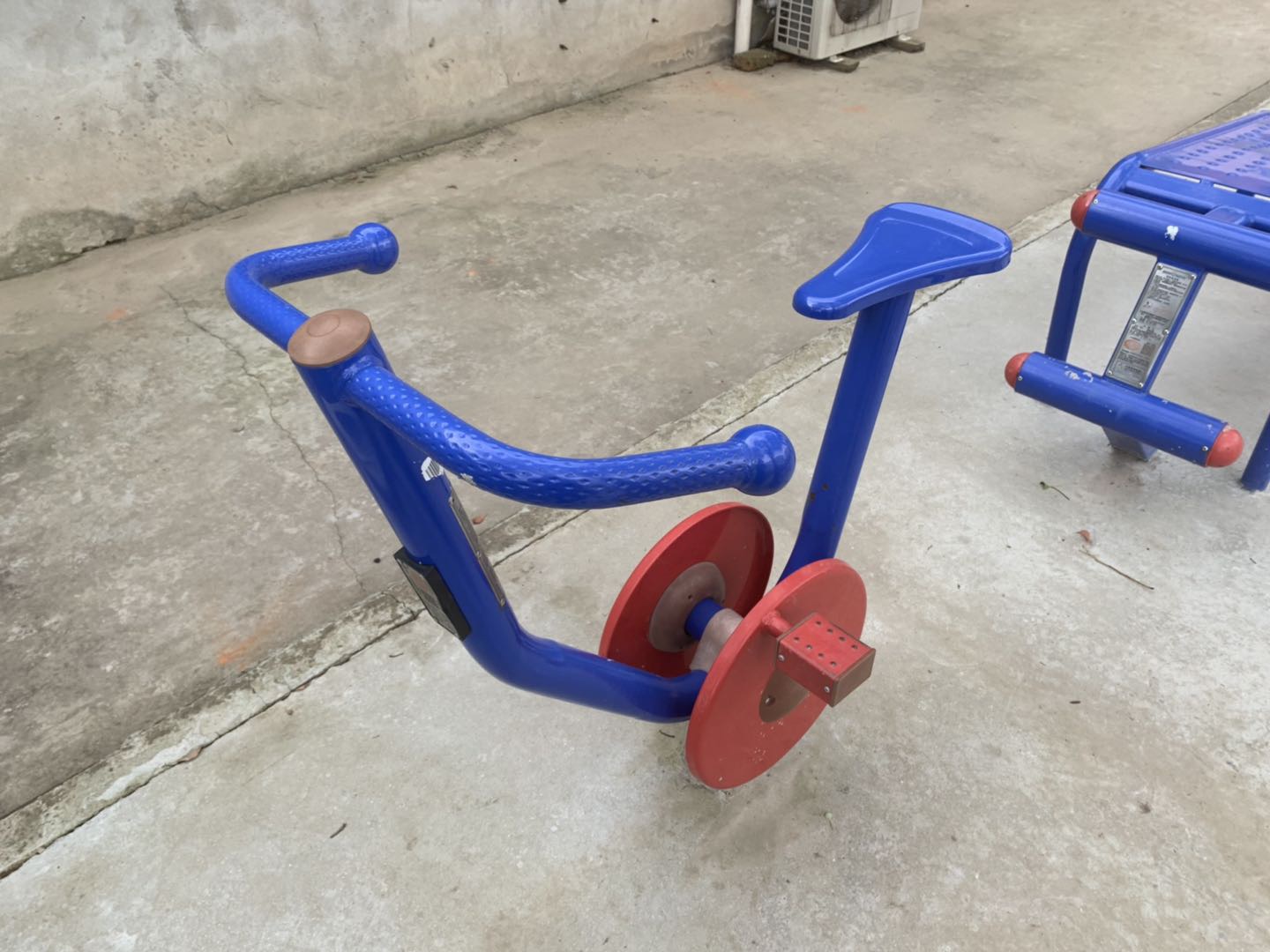 直立健身車(chē)