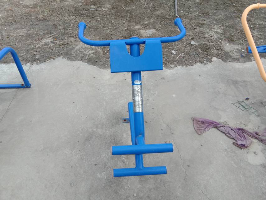 背肌訓(xùn)練器