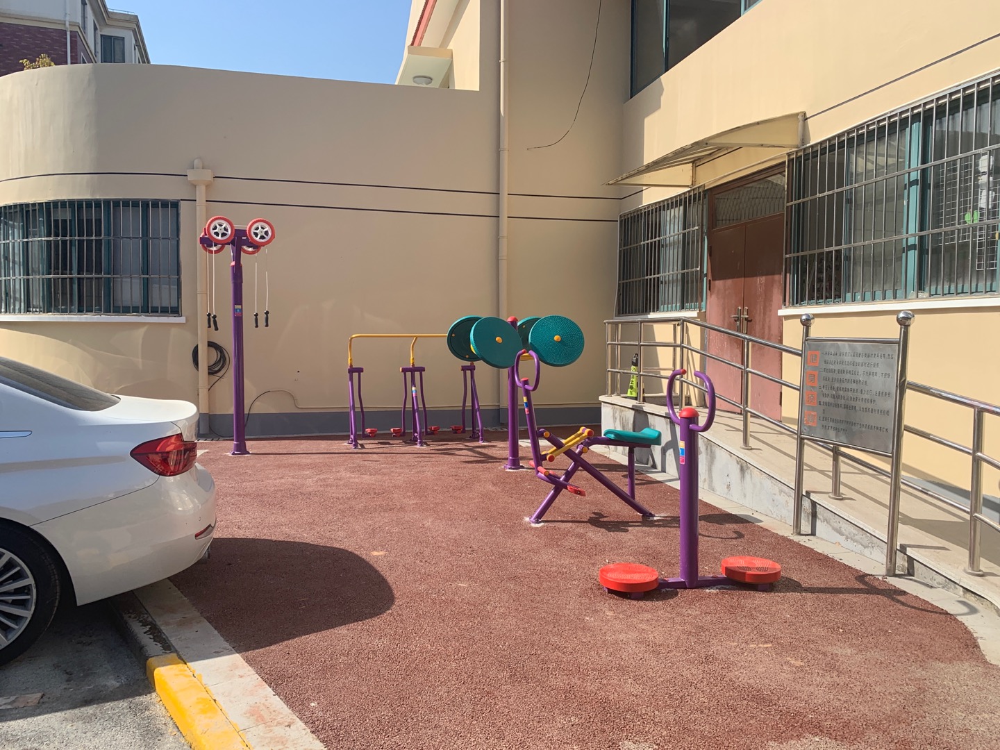 銀橋花苑健身點(diǎn)