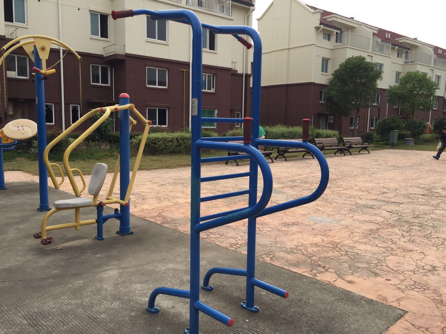 多功能訓(xùn)練器