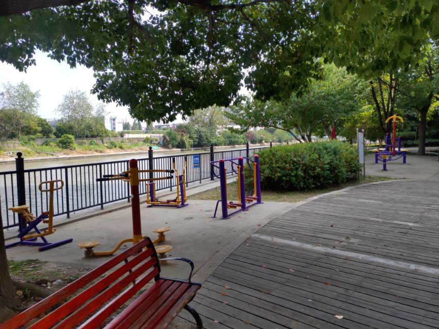 玉樹玉龍?jiān)方∩睃c(diǎn)