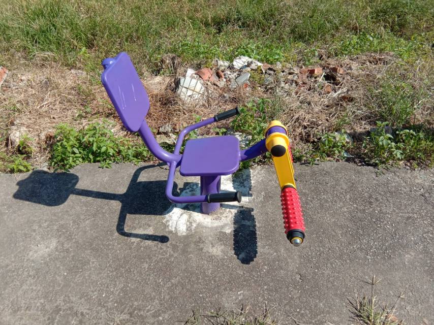 膝關(guān)節(jié)訓(xùn)練器