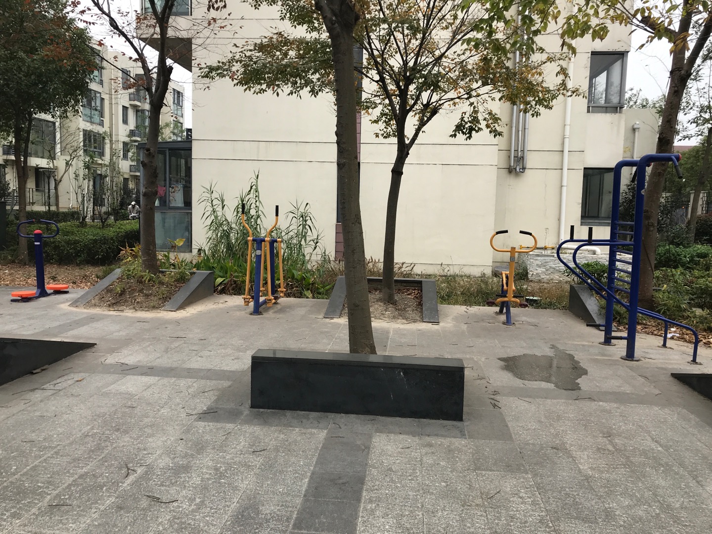 竹柏路333弄人行道健身苑點(diǎn)