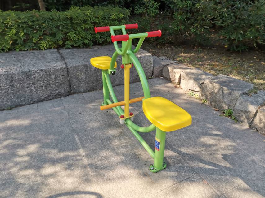 下肢康復(fù)器