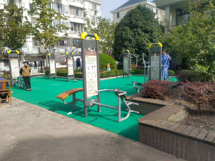 雪野二村雪野路34弄廣場