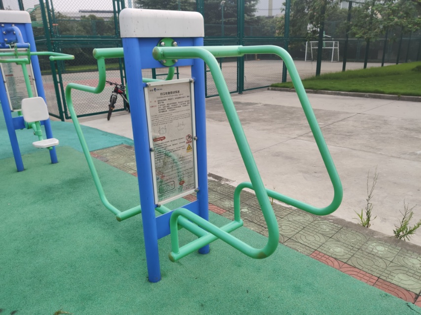 雙立柱曲臂訓(xùn)練器