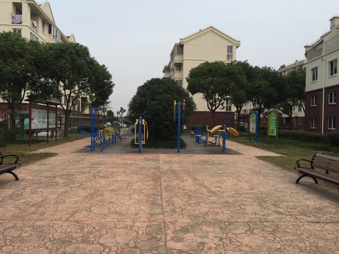 圓沙居住區(qū)健身點(diǎn)