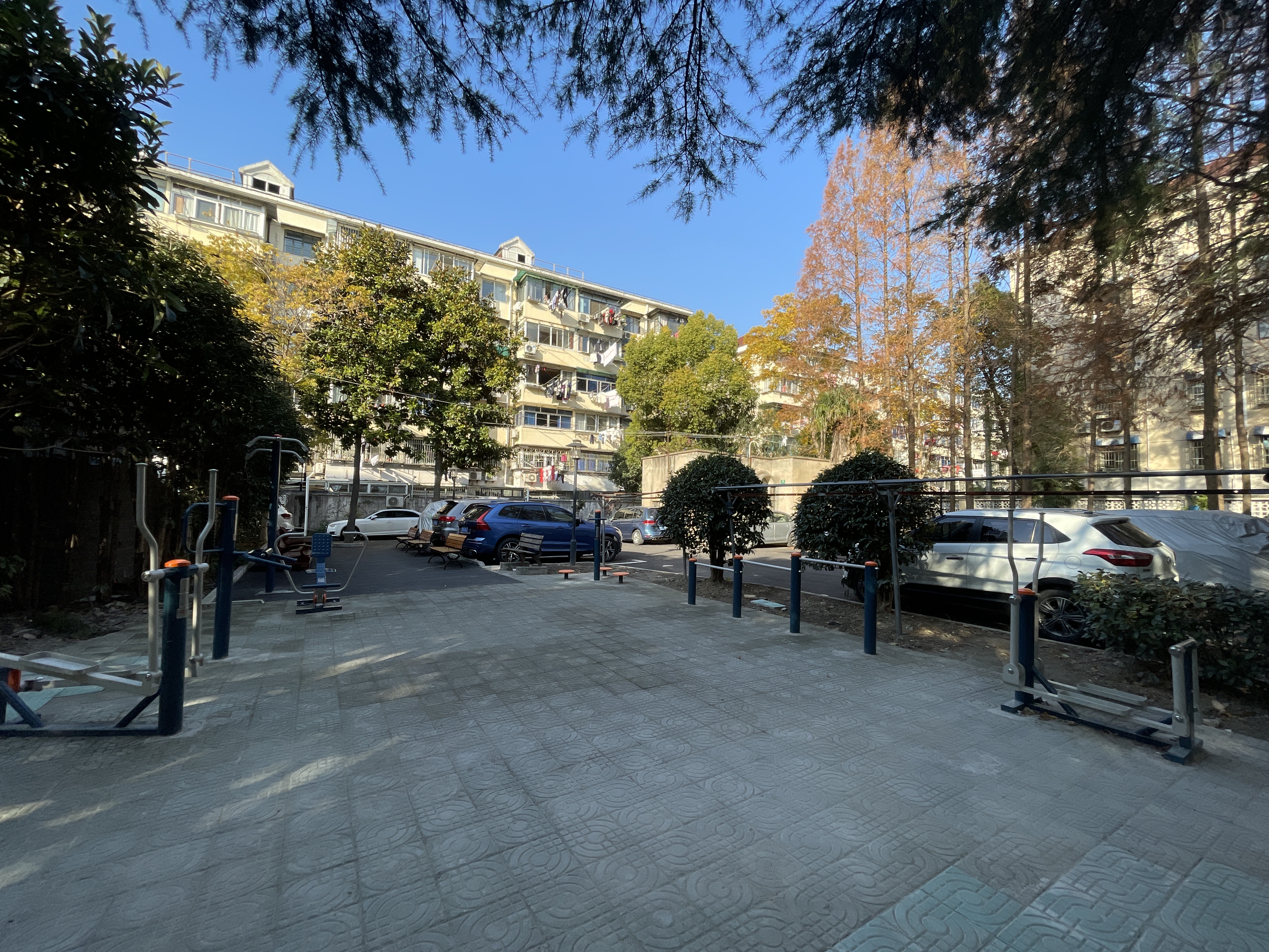 昌七居委1675弄健身點(diǎn)