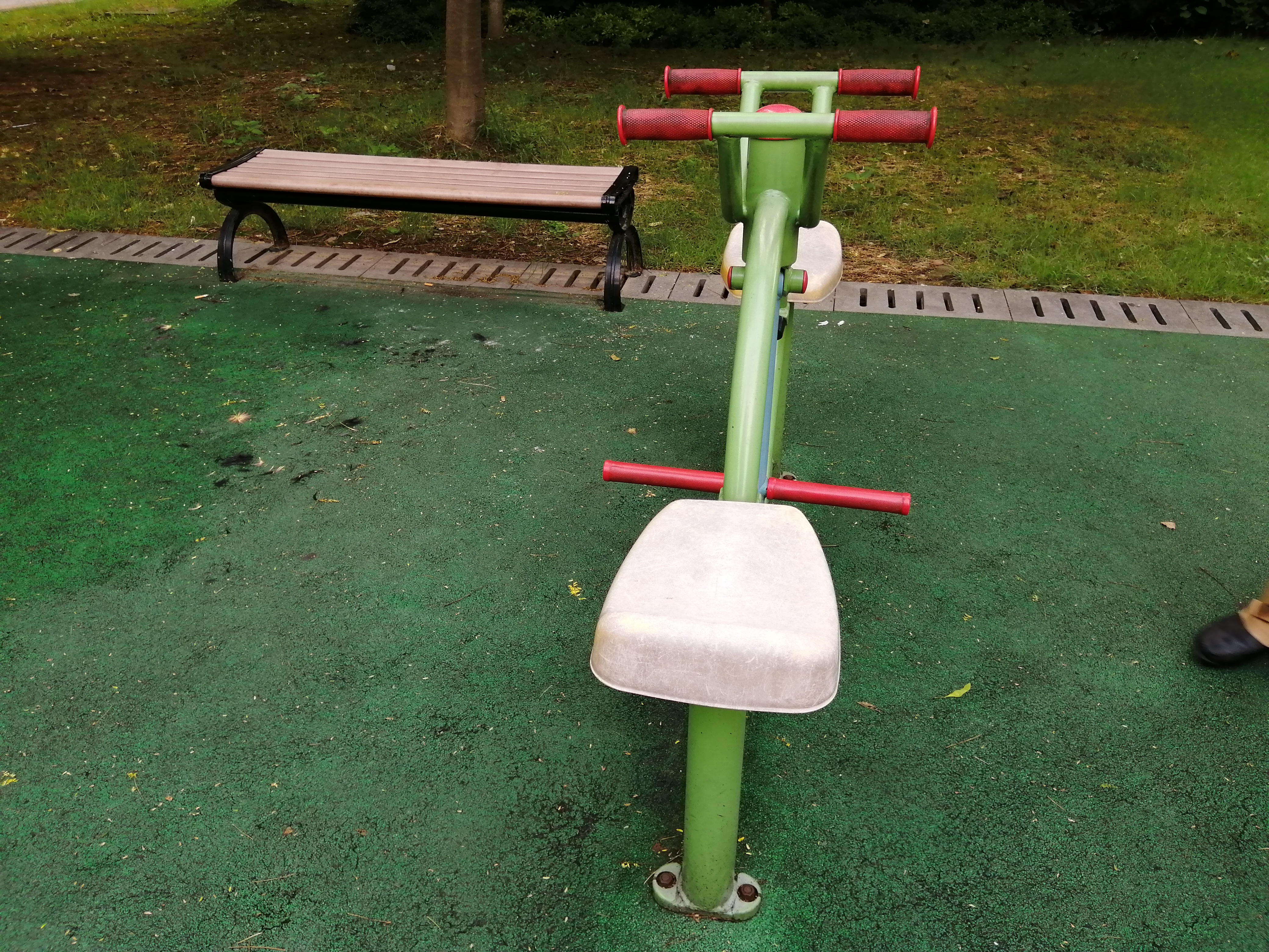 下肢康復(fù)器