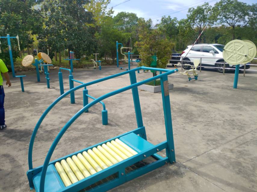 豎新鎮(zhèn)前哨村健身點(diǎn)