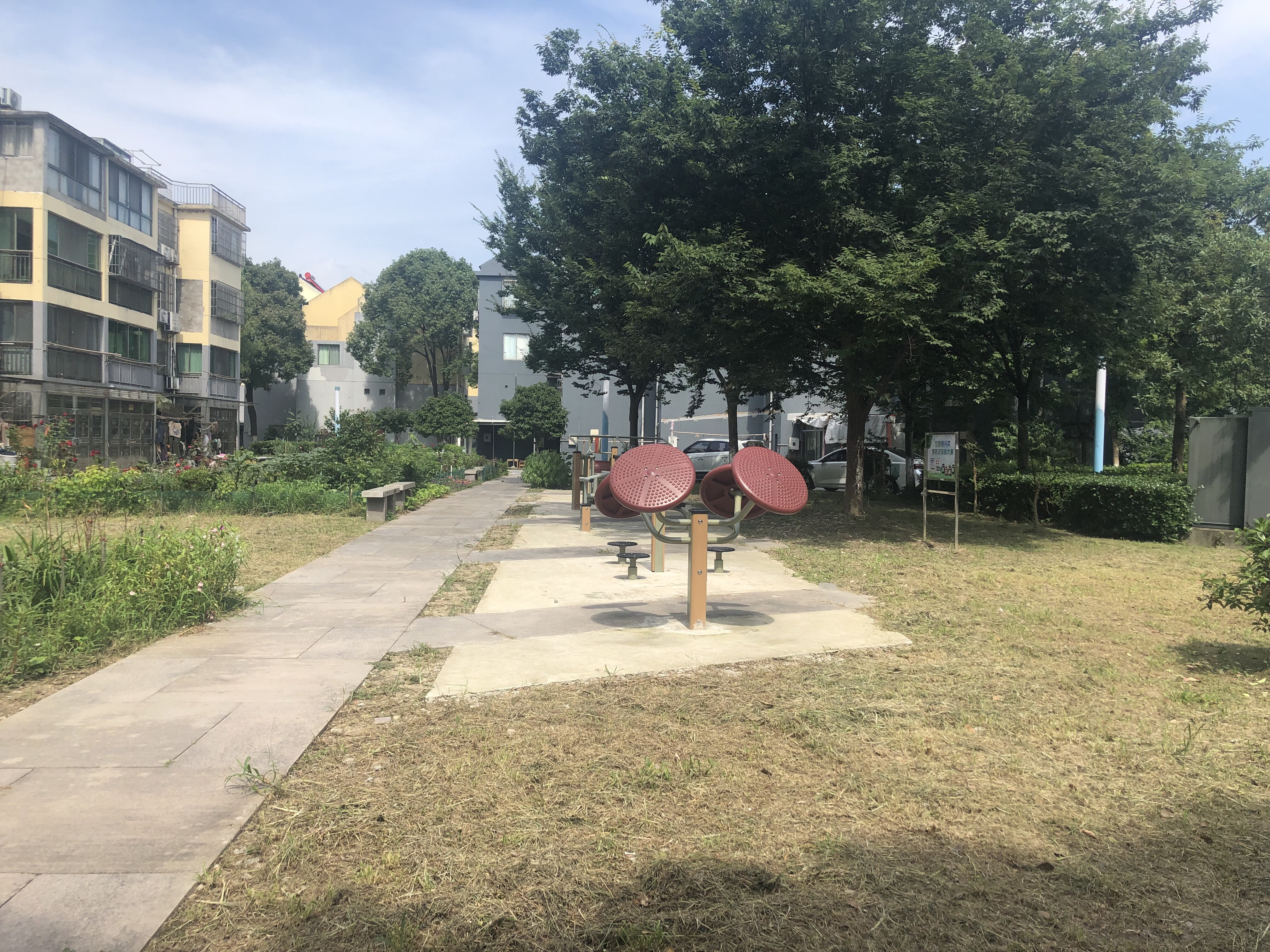 莊行鎮(zhèn)新苑第三健身點(diǎn)