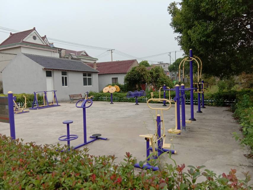 堡鎮(zhèn)四滧村10隊健身點