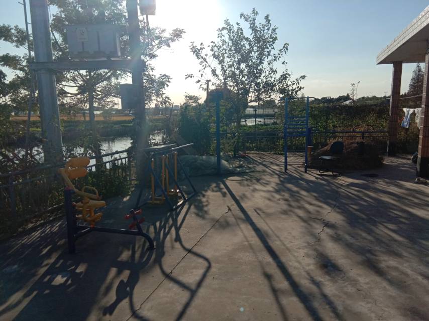 衛(wèi)民村6組機口健身路徑