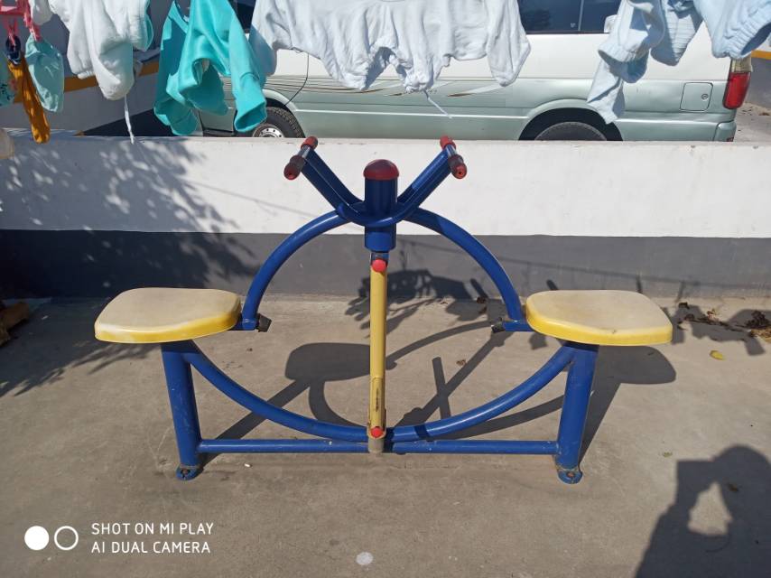 下肢康復(fù)器