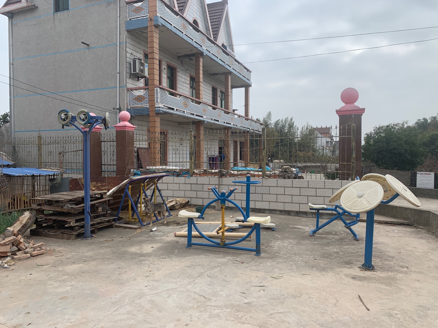 萬(wàn)宏村萬(wàn)五1組