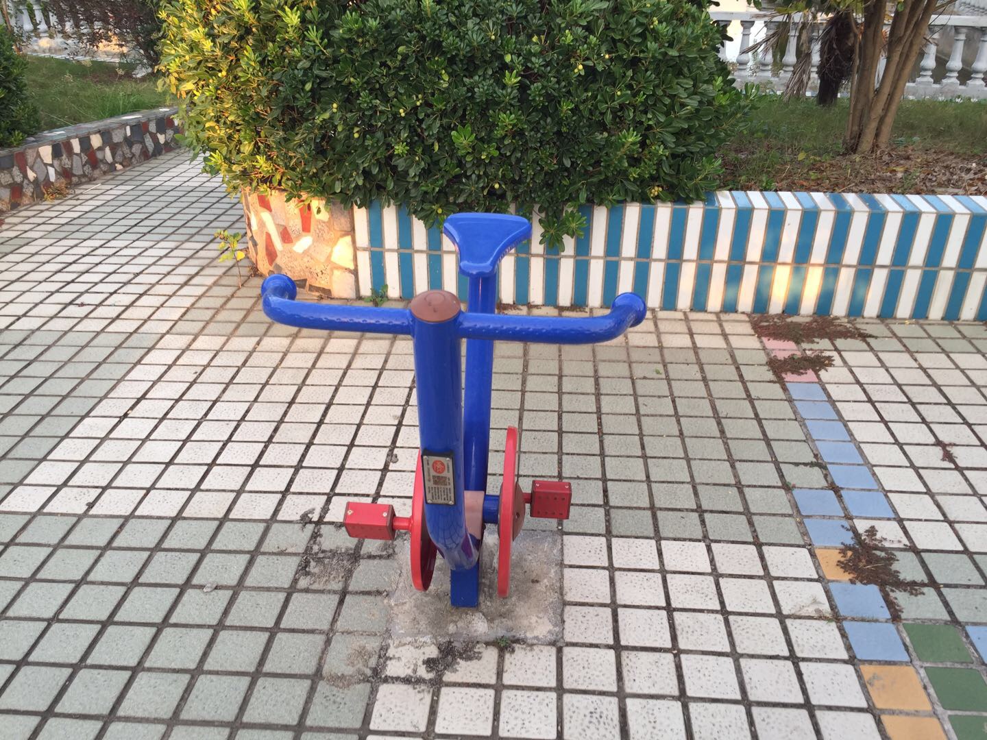 直立健身車(chē)