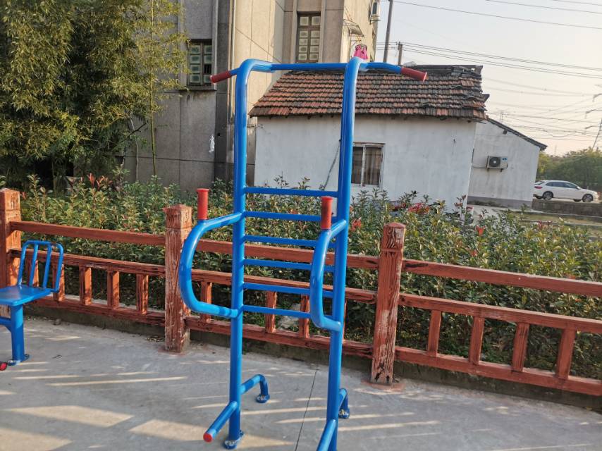 多功能訓(xùn)練器