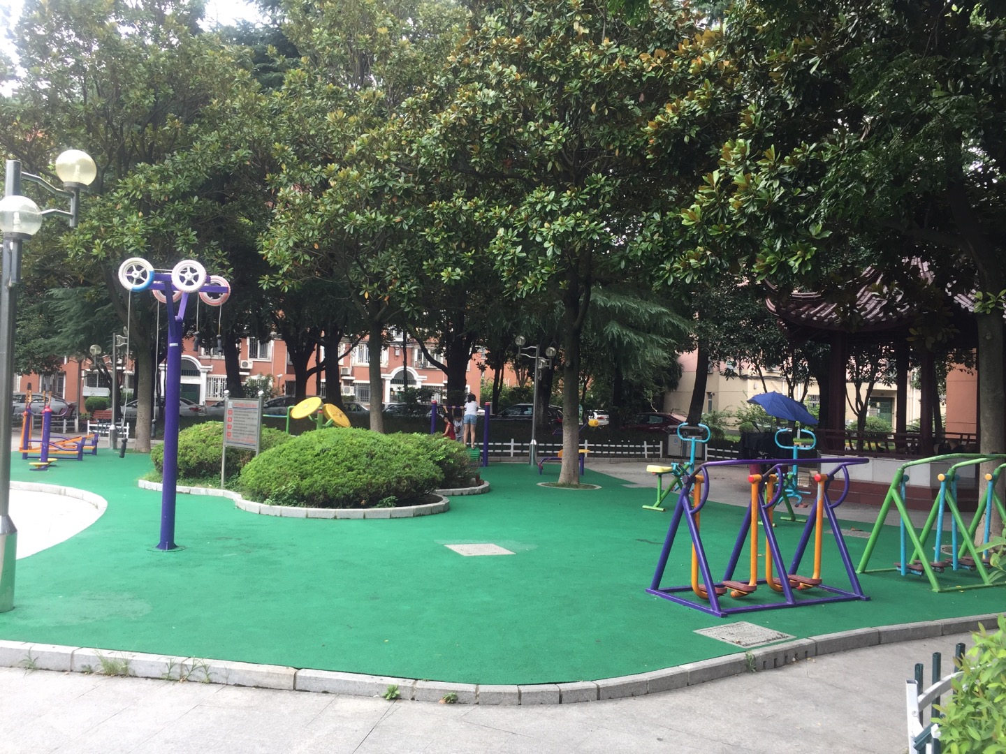 清馨苑（中心花園）健身點(diǎn)