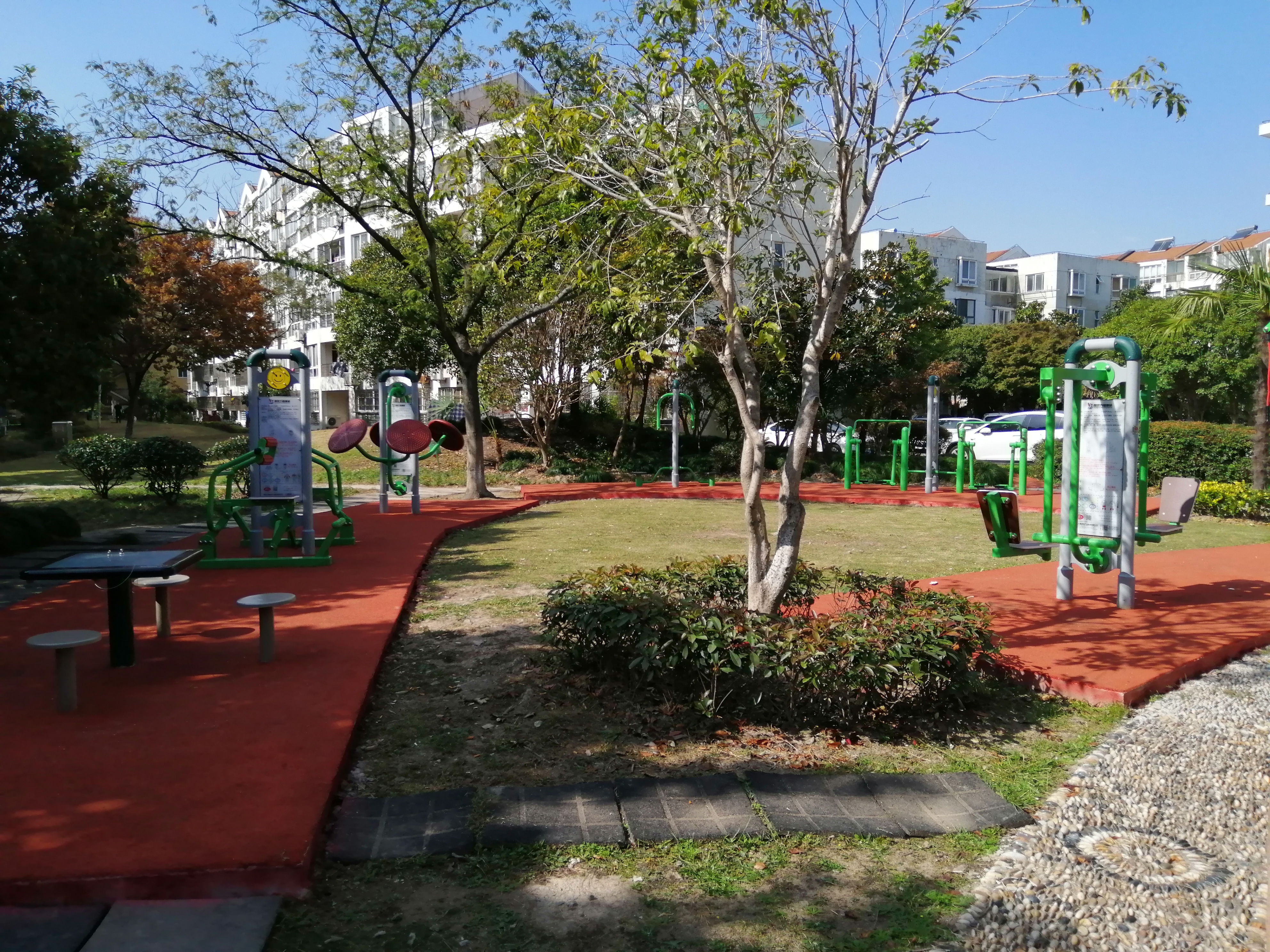 奉浦街道樹園新里市民益智健身苑點