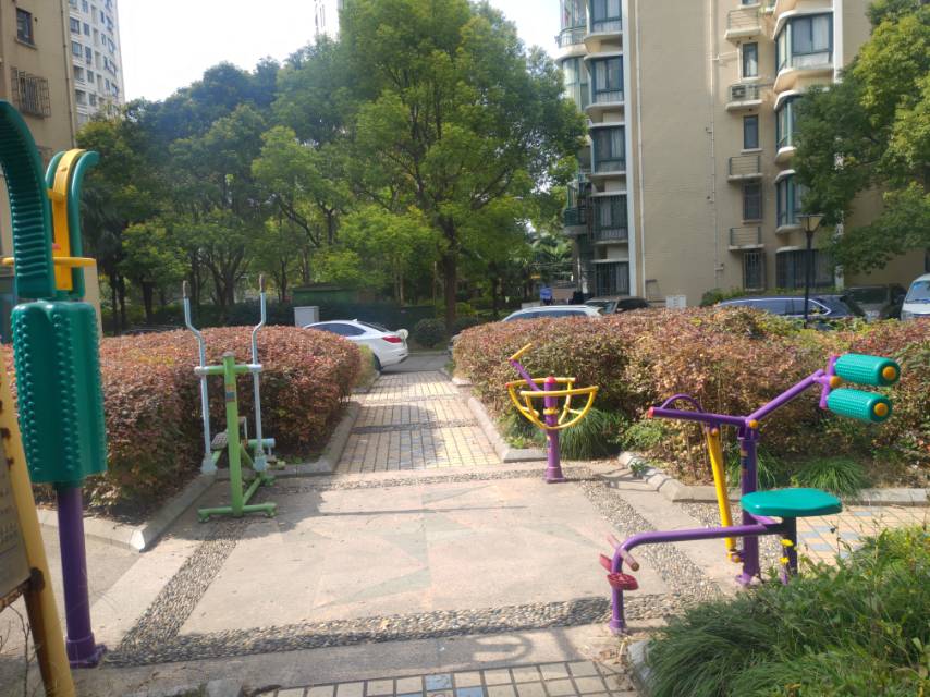 麗都成品小區(qū)（龍臣）