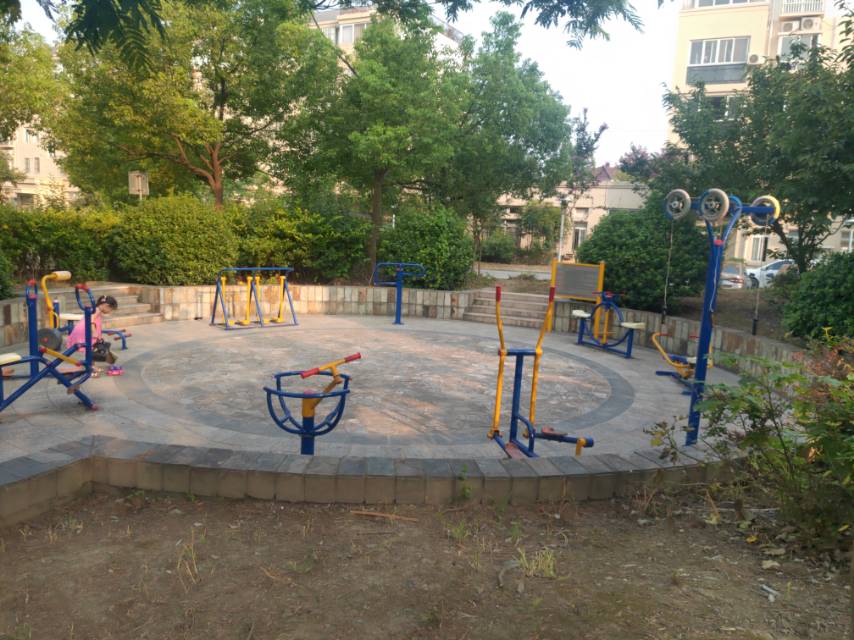 博園社區(qū)益智健身點(diǎn)