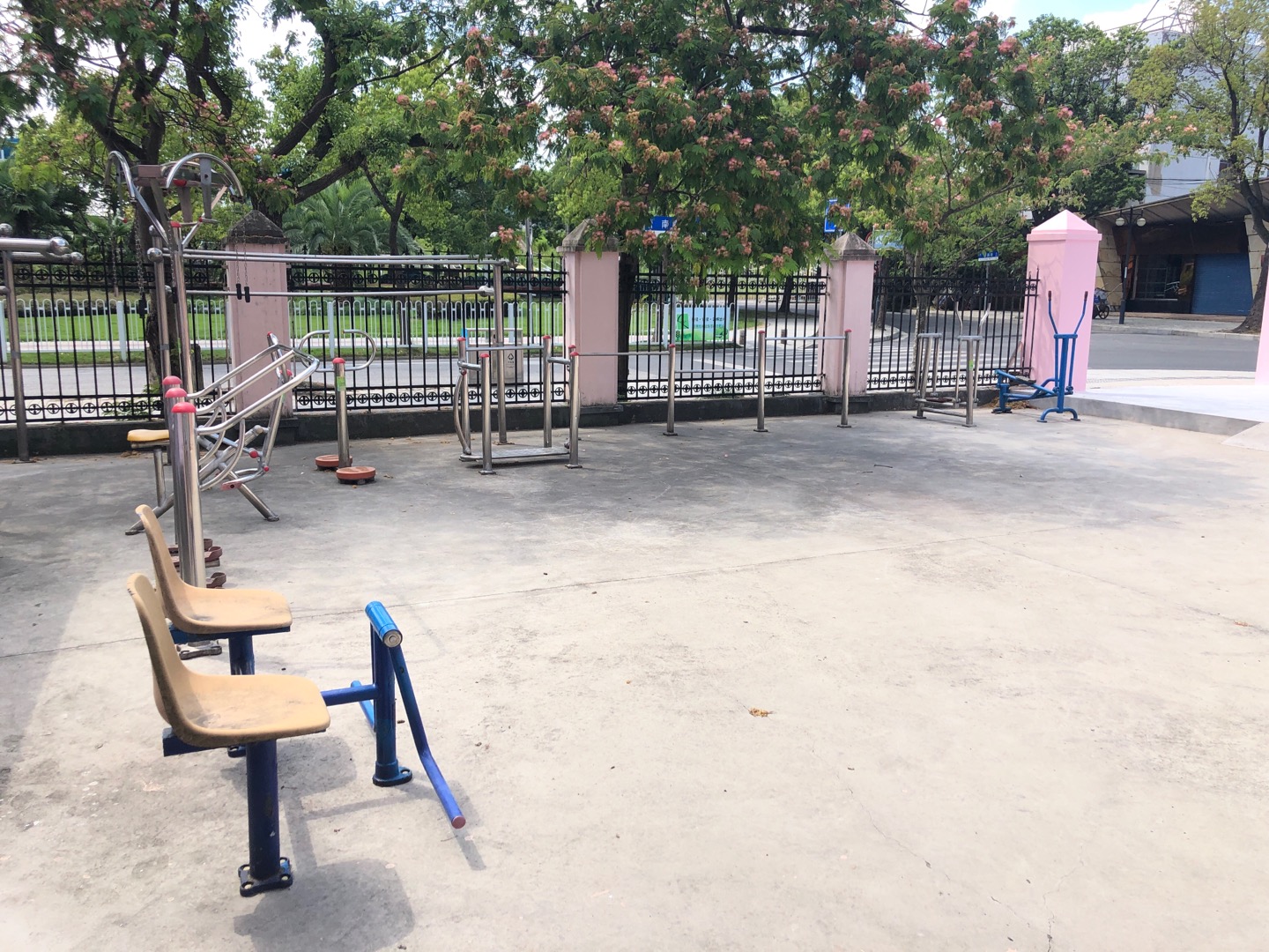 石化十五村健身點