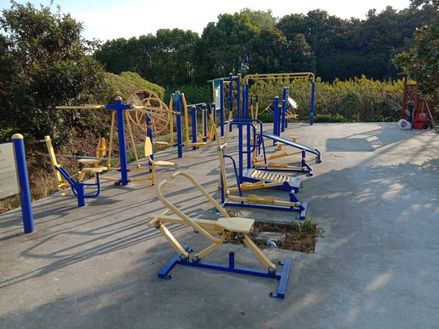 崇明區(qū)中興鎮(zhèn)中興9隊(duì)健身點(diǎn)