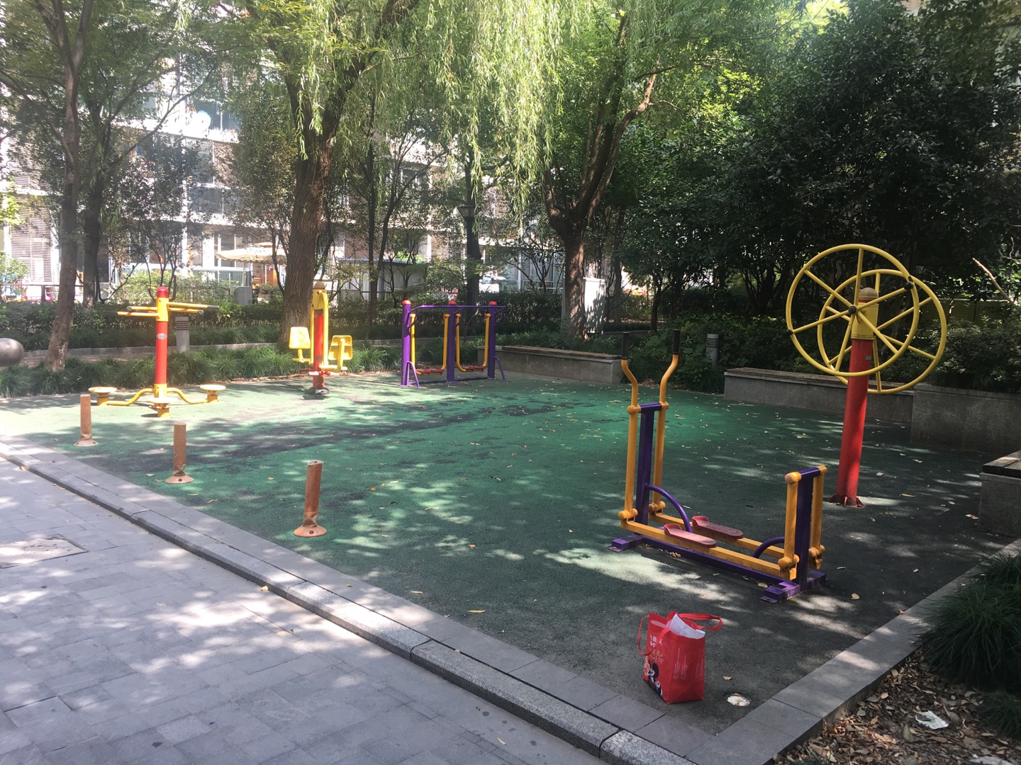 北奧園1號(hào)益智健身點(diǎn)