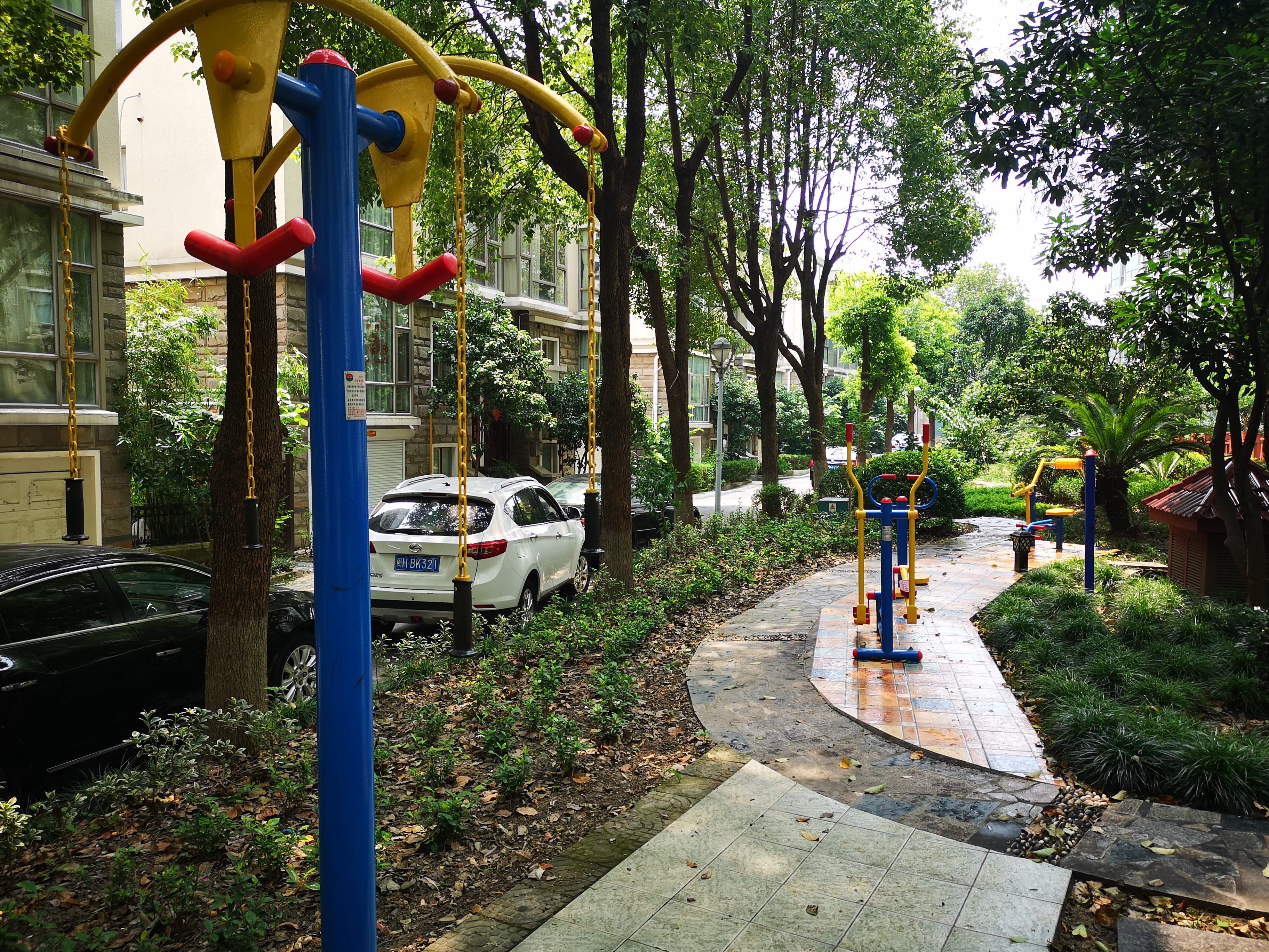 蓮花公寓健身點(diǎn)B點(diǎn)