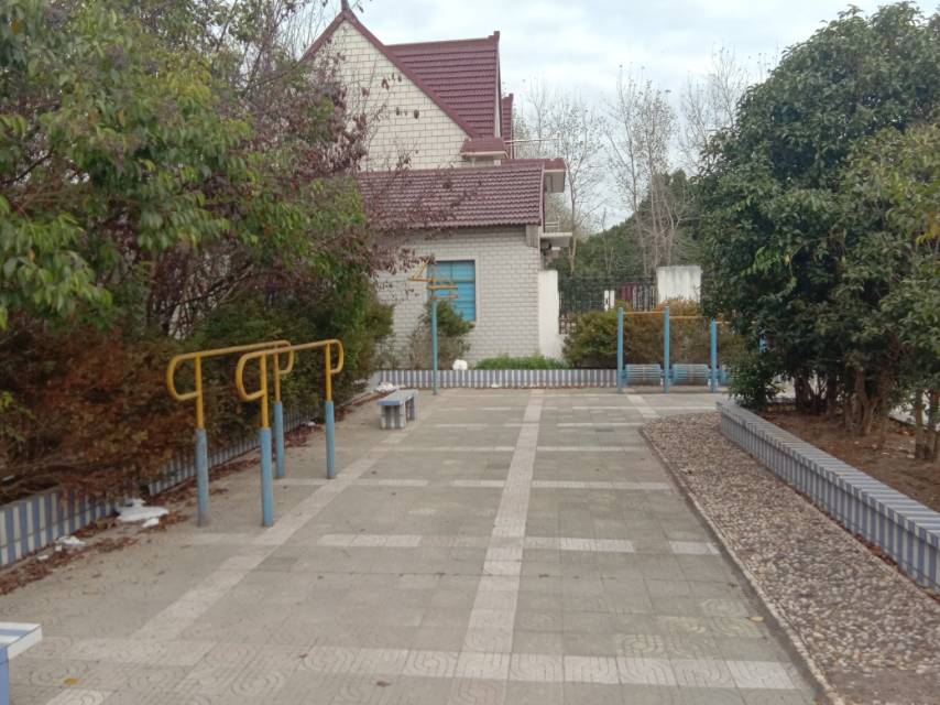 民利村4組健身點(diǎn)