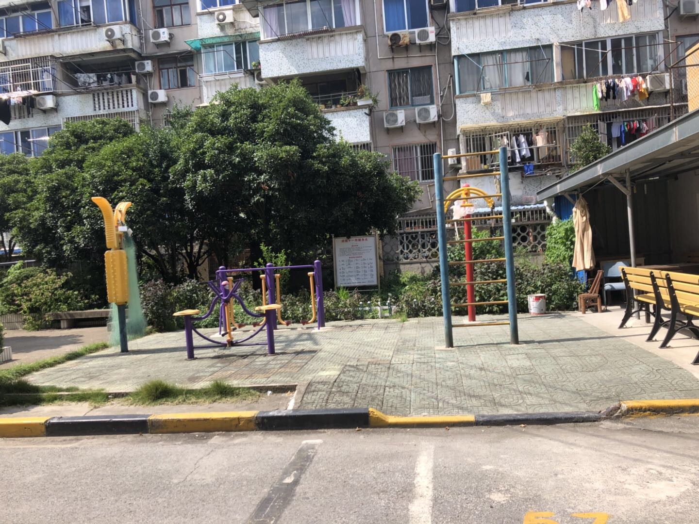 迎園十一坊健身點(diǎn)