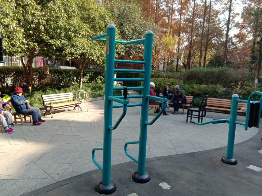 多功能訓(xùn)練器