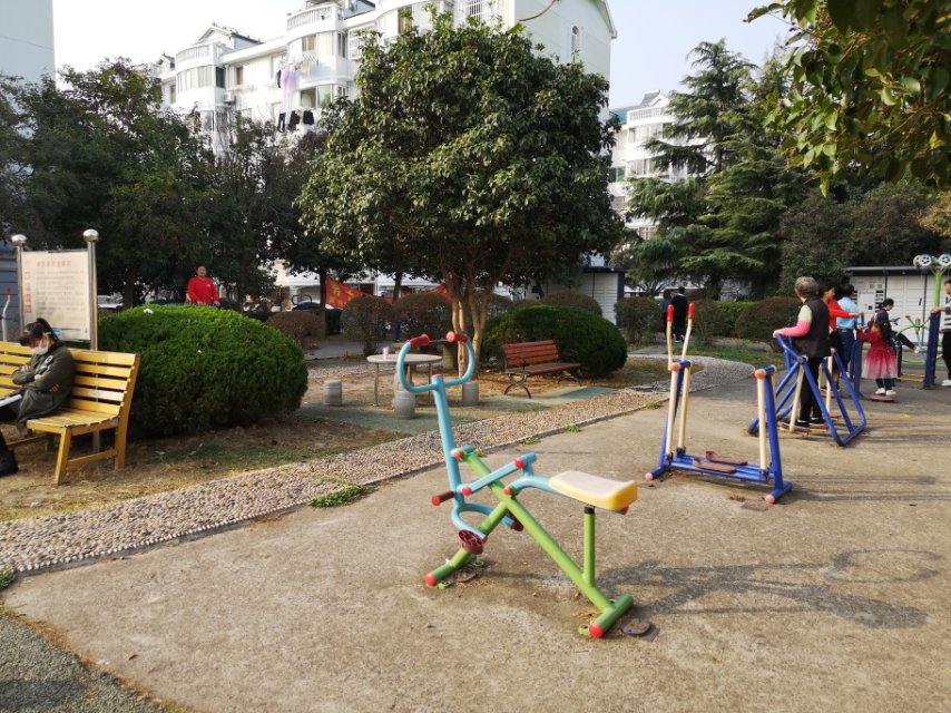 果園居委健身點