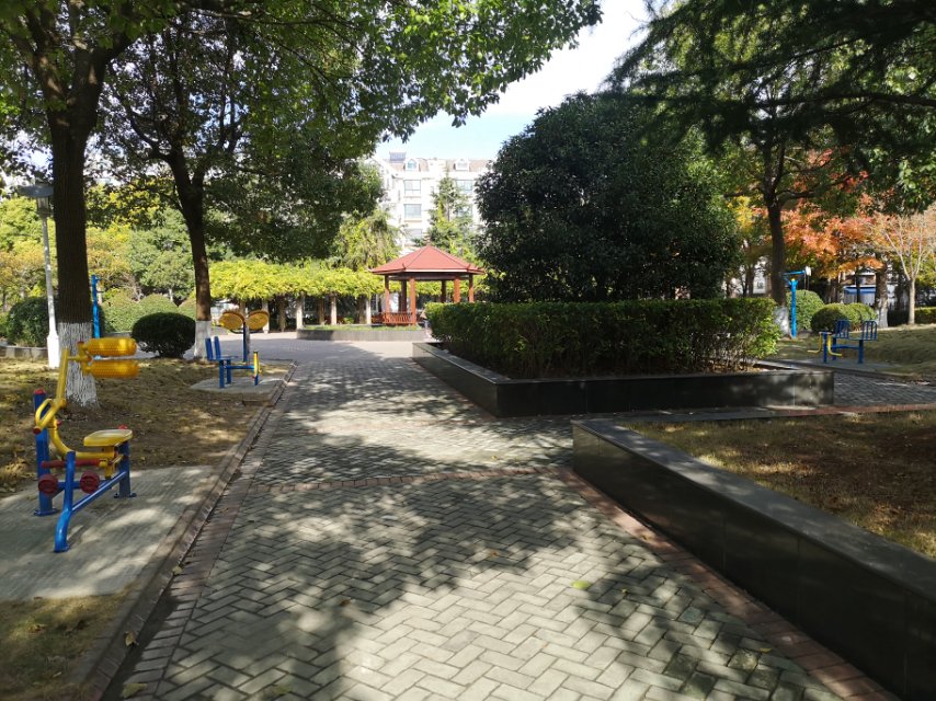 江衡居委健身苑點(diǎn)