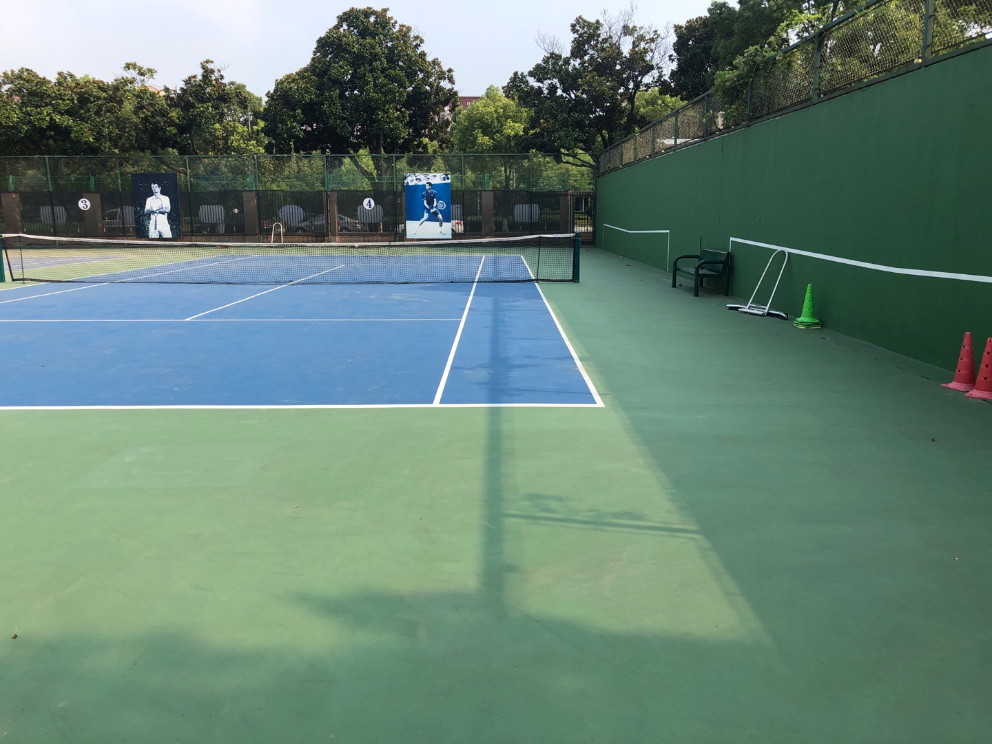 馬橋鎮(zhèn)強(qiáng)恕網(wǎng)球場