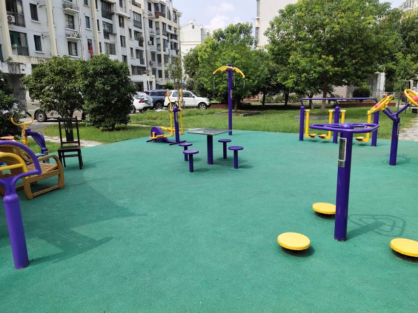 宜達(dá)小區(qū)市民益智健身點(diǎn)