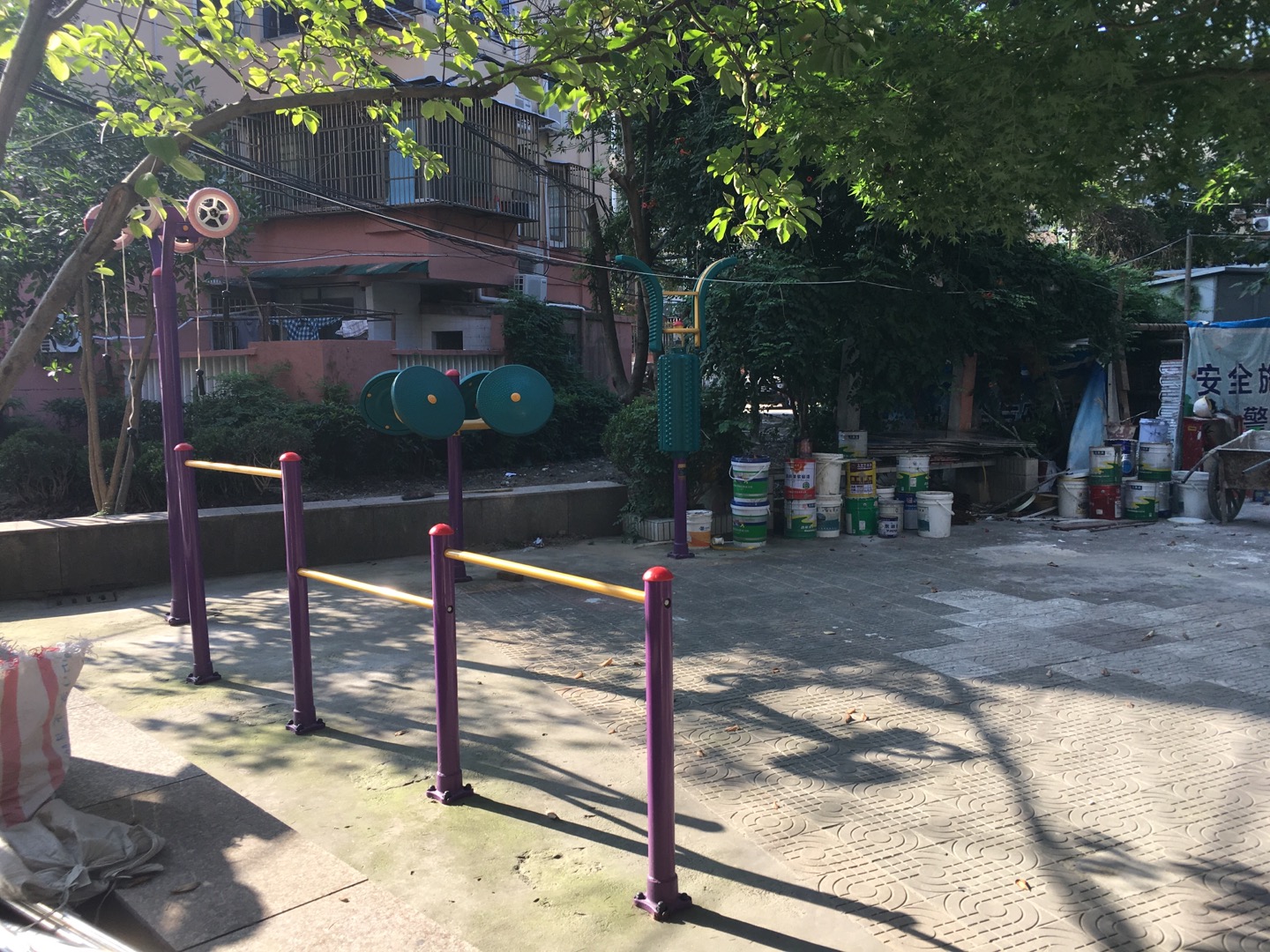 寶林二村居委健身點 1