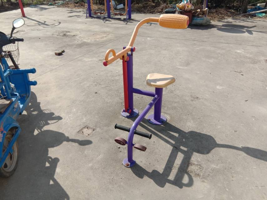 腹背訓(xùn)練器