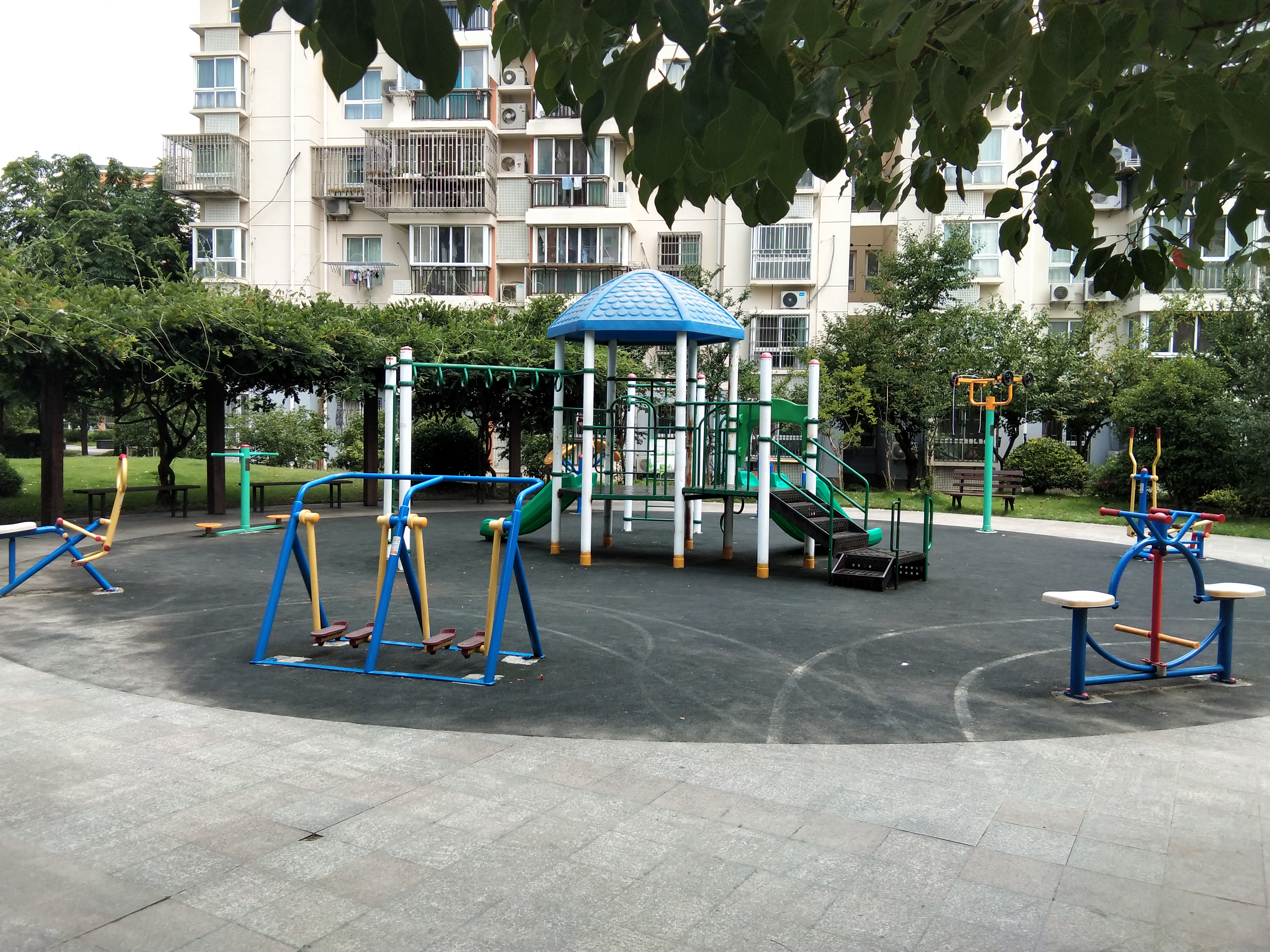 濱浦一居B健身苑點(diǎn)