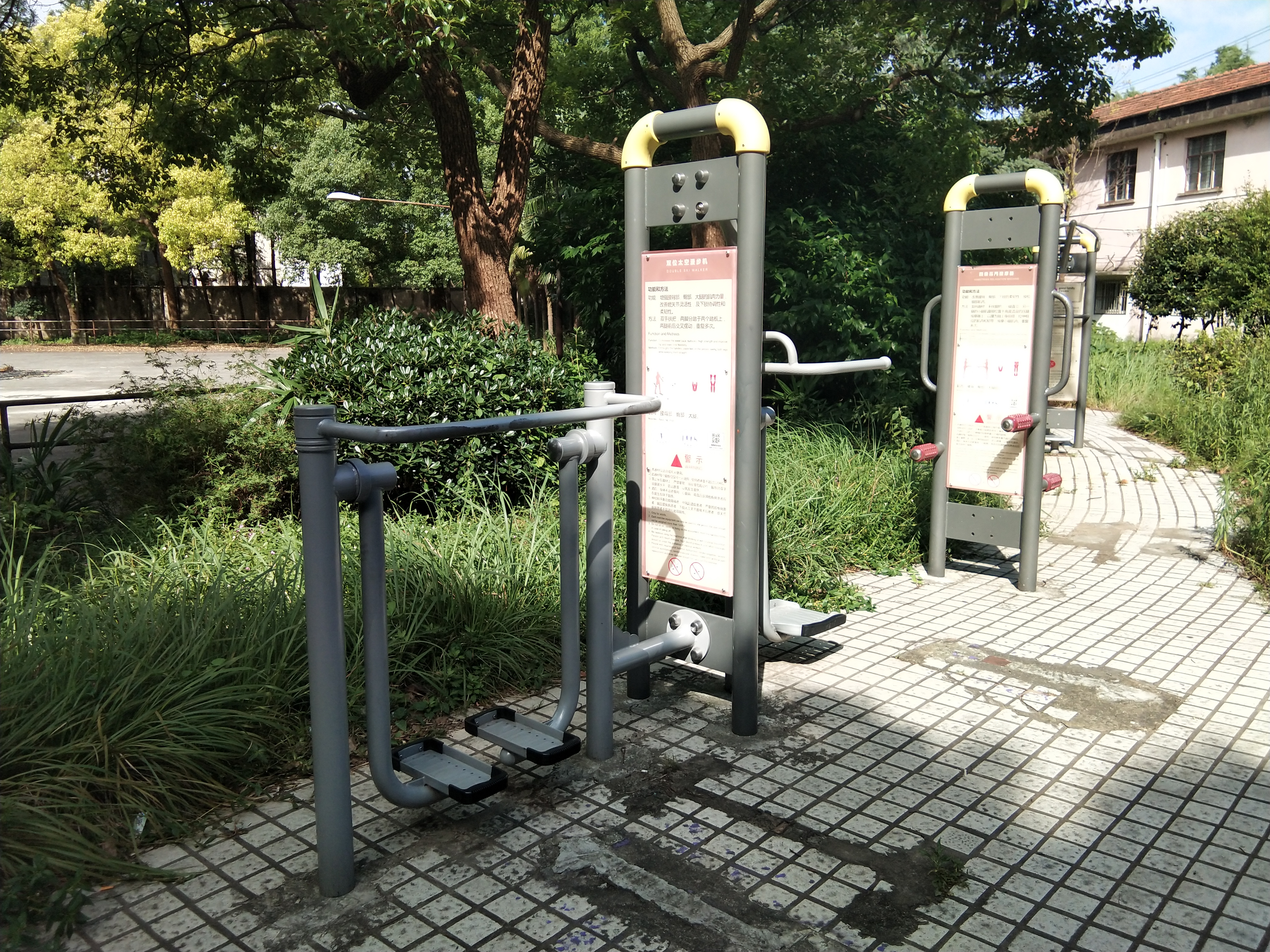 雙位太空漫步機(jī)