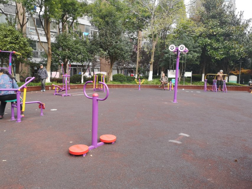 世博四居健身點(diǎn)1