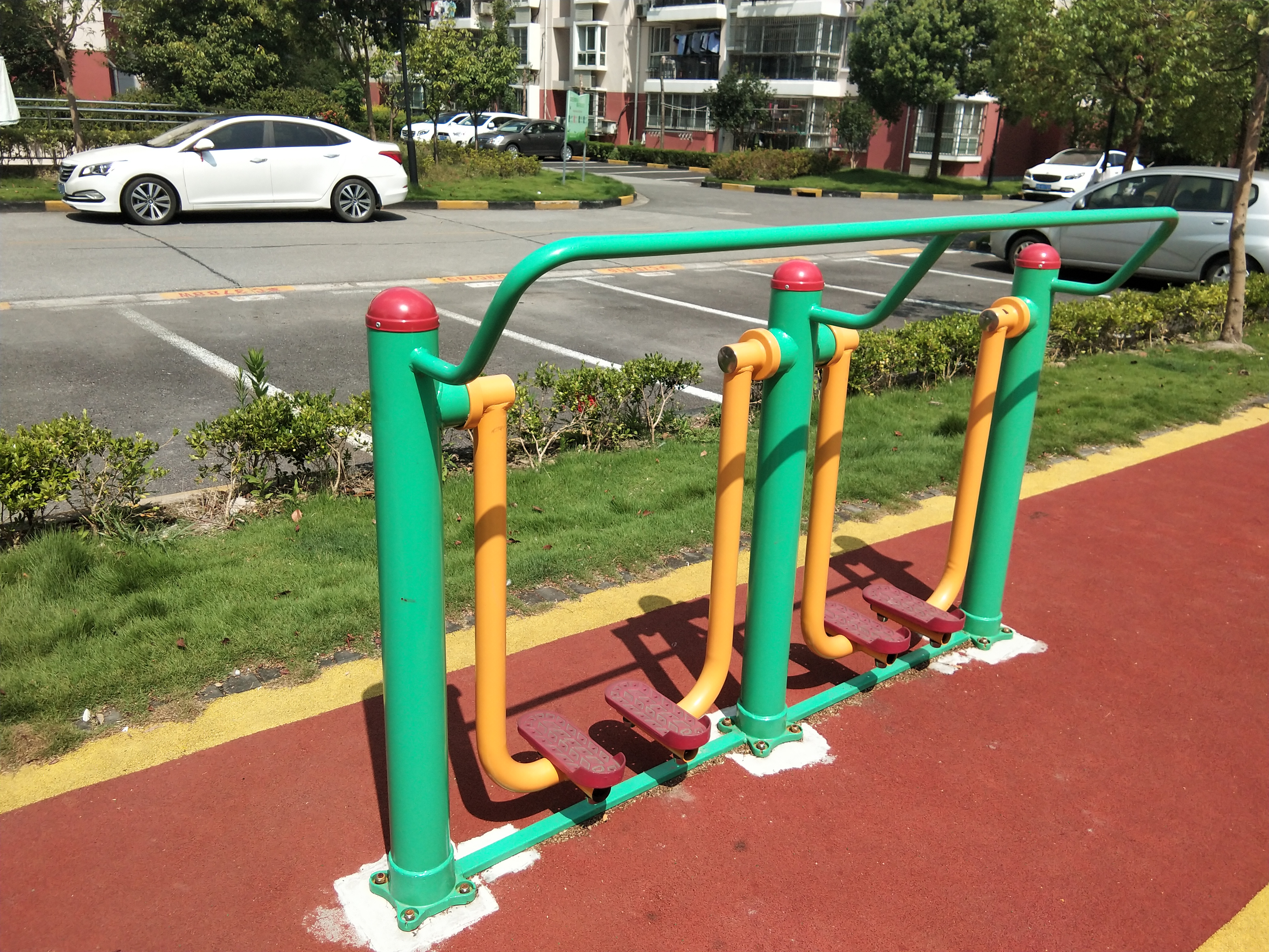 兩聯(lián)漫步機(jī)