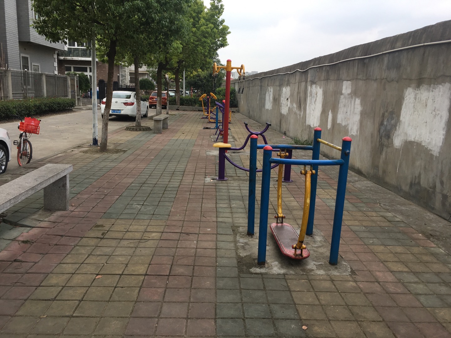 杜巷小區(qū)北區(qū)益智健身點