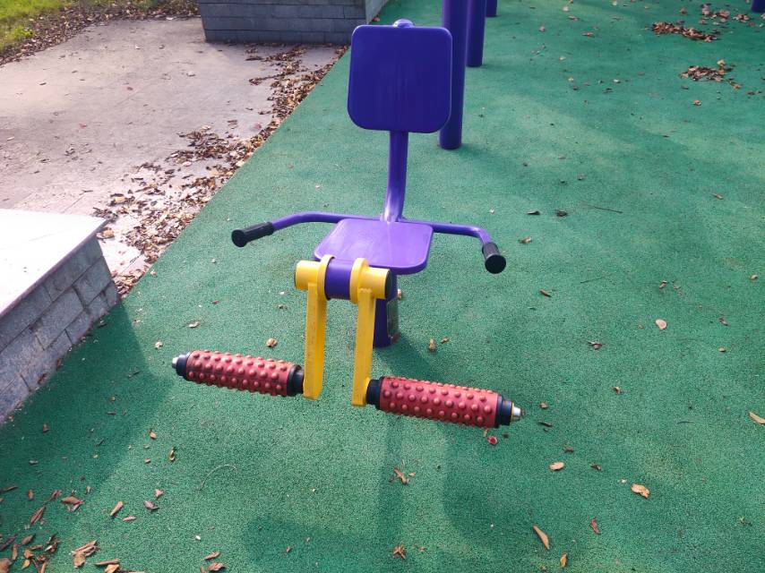 膝關(guān)節(jié)訓(xùn)練器