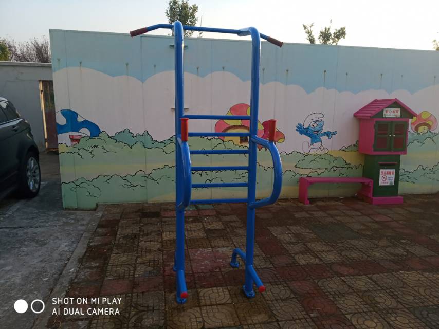 多功能訓(xùn)練器