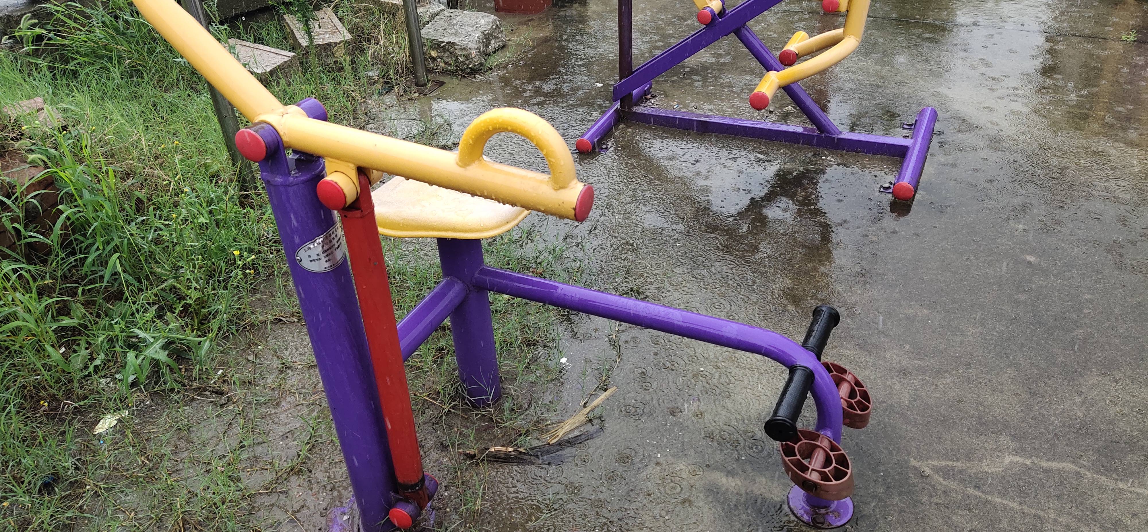 腹背訓(xùn)練器