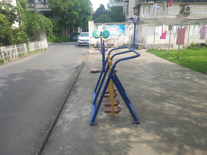 紅梅社區(qū)健身點(diǎn)