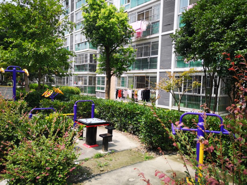 現(xiàn)代華庭2期健身苑點(diǎn)